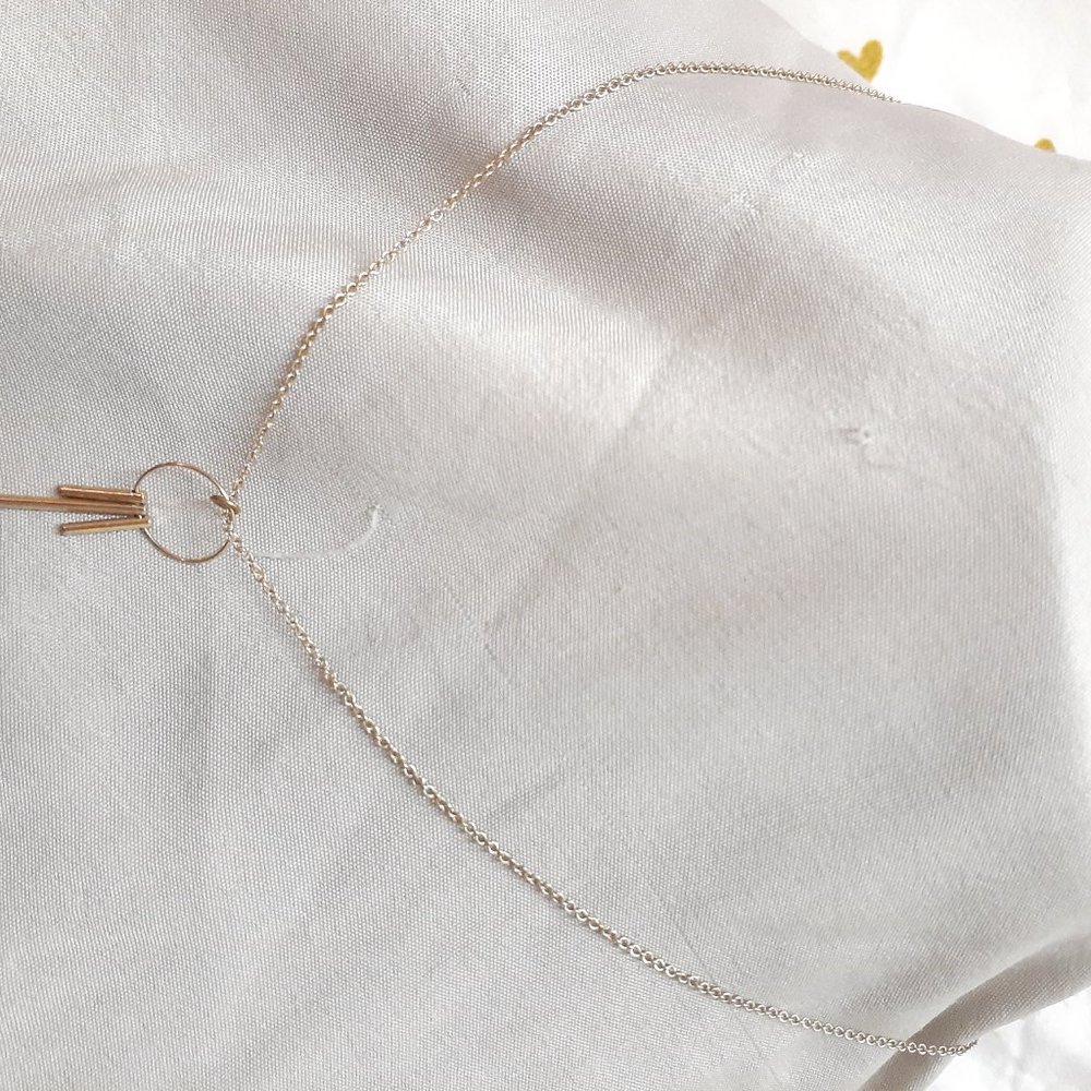 Necklace Ensemble - Picture 3 of 4